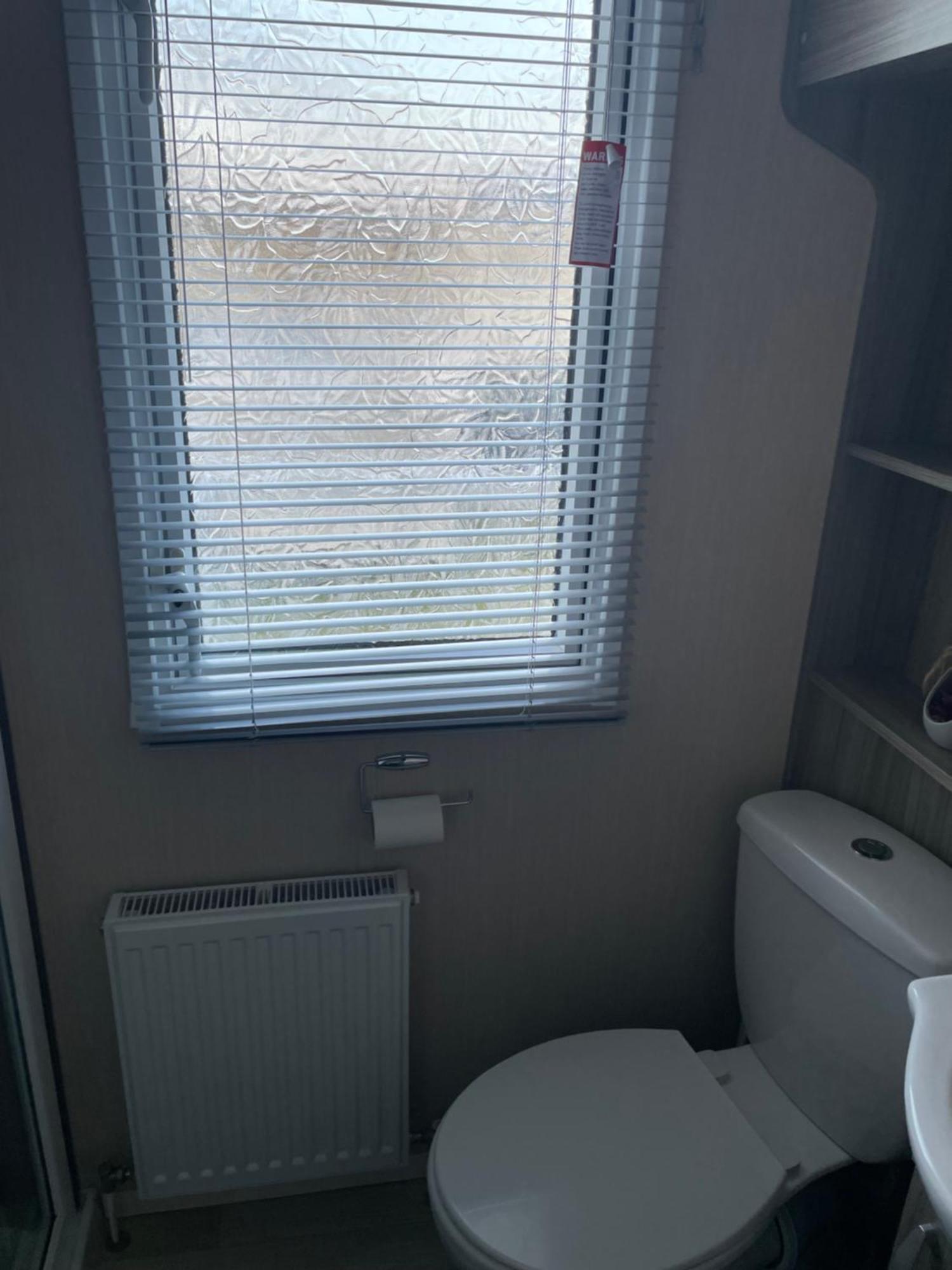 Campsite Luxury Romantic 2 Bedroom Caravan Trecco Bay Newton (Glamorgan)